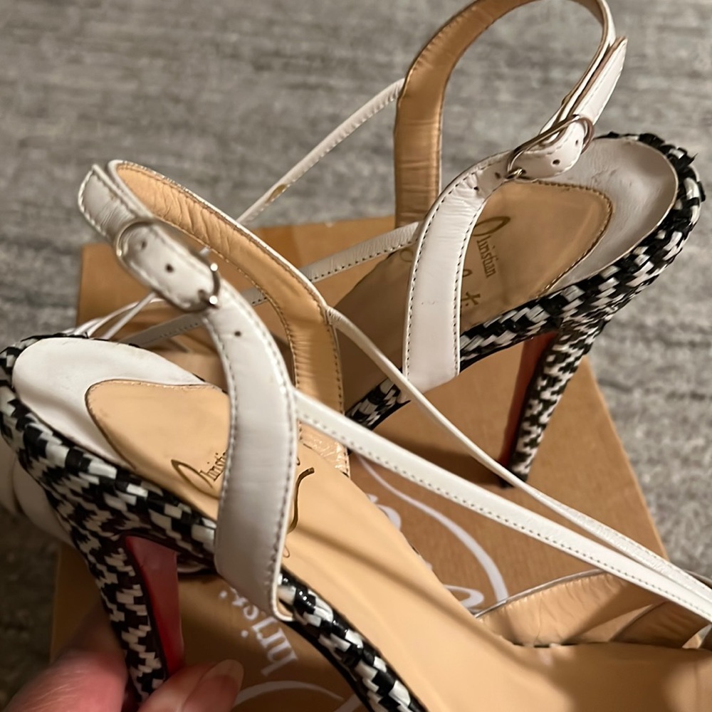 Authentic Christian Louboutin Activa white leather chevreau open toe hee… - Picture 9 of 12